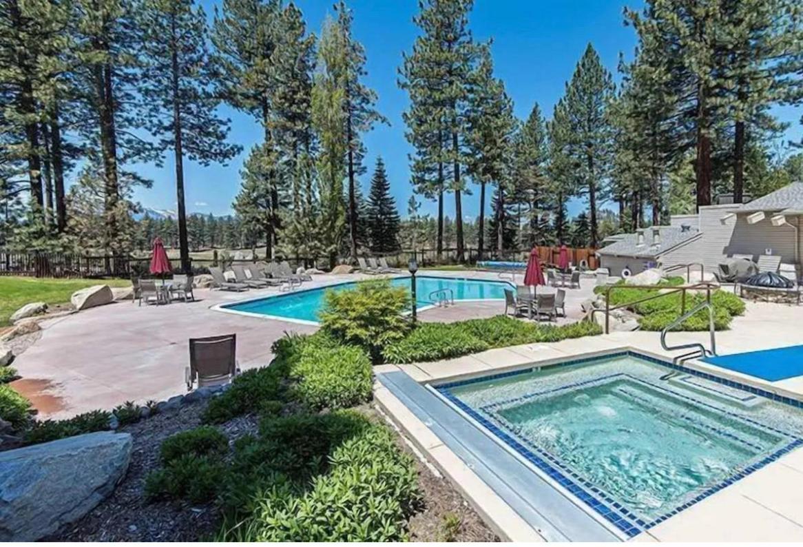 Large 1875 Sf 2-Bedroom 3 Bath 3-Floor Townhome Zephyr Cove Exterior foto